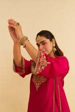 Load image into Gallery viewer, AYRA - SHORT CHAUGA WITH SALWAR

