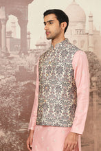 Load image into Gallery viewer, Orchid Rose Chanderi Embroidered Kurta Bundi Set
