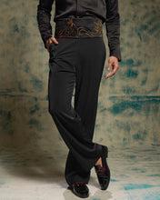 Load image into Gallery viewer, CLASSIC BLACK SHIRT
