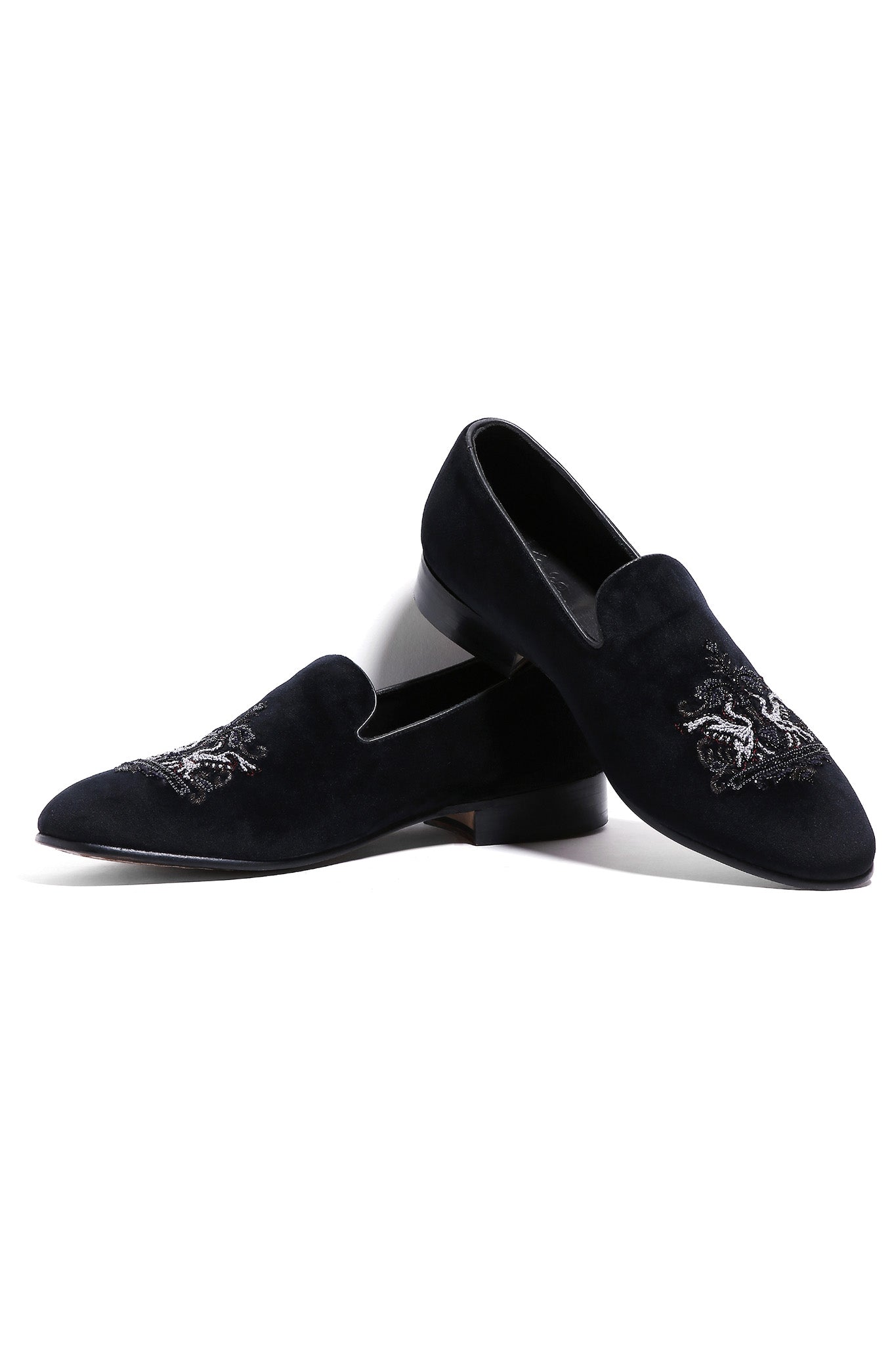 Rowned Swan Velvet Eleganc