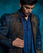 Load image into Gallery viewer, Teal and Ombre hand embroidered Short jacket set
