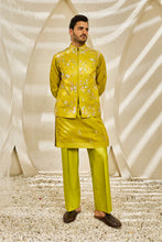 Load image into Gallery viewer, Floral Reverie Waistcoat Set
