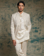 Load image into Gallery viewer, Honeyed Ivory Pearl Short Jacket set
