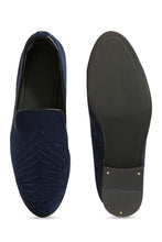 Load image into Gallery viewer, Oceanic Orbit Velvet Embroidered Shoes
