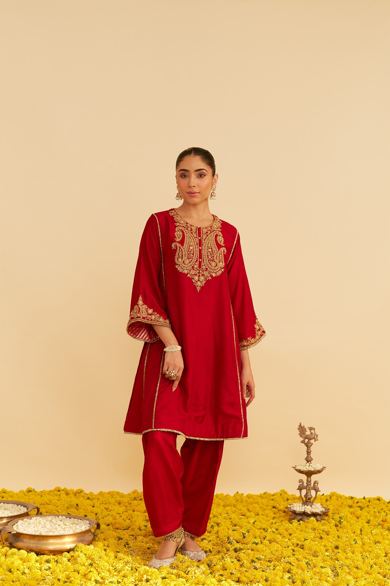 AYRA - SHORT CHAUGA WITH SALWAR