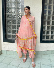 Load image into Gallery viewer, Juhi Godambe in Priyal dhoti set
