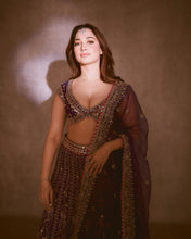 Load image into Gallery viewer, Tamanha  Bhatia in Golconda Sacchi lehenga set
