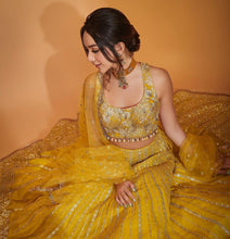 Load image into Gallery viewer, Ishika Lehenga Set
