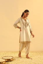 Load image into Gallery viewer, Aashna - Short Kurta with Dhoti
