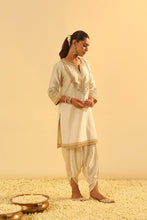 Load image into Gallery viewer, Aashna - Short Kurta with Dhoti
