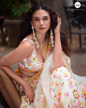 Load image into Gallery viewer, Aditi Rao Hydari In Anika Mela Lehenga Set
