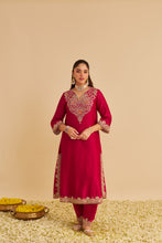 Load image into Gallery viewer, Areefa  - Dabka Zardozi Embroidered Rich Banarasi Hotpink Suit &amp; Salwar
