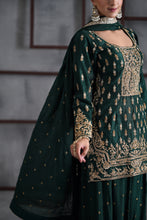 Load image into Gallery viewer, Green embroidred kurti, booti sharara and dupatta
