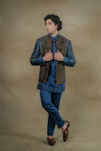 Load image into Gallery viewer, Teal &amp; Brown Short Jacket
