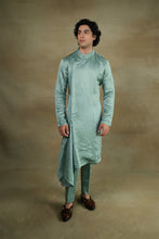 Load image into Gallery viewer, Chateau drape kurta set
