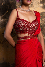 Load image into Gallery viewer, RED GEORGETTE DRAPE SAREE WITH BELT
