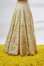 Load image into Gallery viewer, Rashi Lehenga Set
