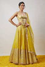 Load image into Gallery viewer, Mia Lehenga Set
