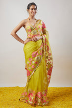 Load image into Gallery viewer, Varsha Saree Set
