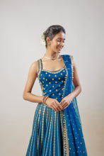 Load image into Gallery viewer, Nila Lehenga Set
