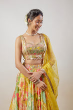 Load image into Gallery viewer, Kamiya Lehenga Set
