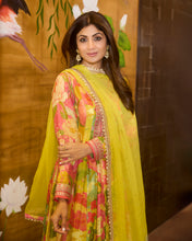 Load image into Gallery viewer, Nasreen Dhoti Set with Dupatta
