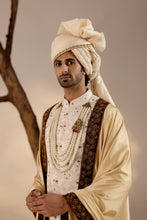 Load image into Gallery viewer, Rouge Wane Sherwani Set
