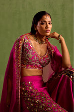 Load image into Gallery viewer, purple lehenga set
