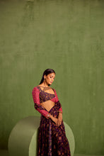 Load image into Gallery viewer, purple pre draped saree
