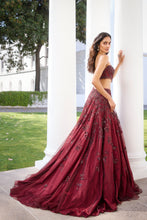 Load image into Gallery viewer, &quot;Eliora&quot; Tulle Lehenga Set
