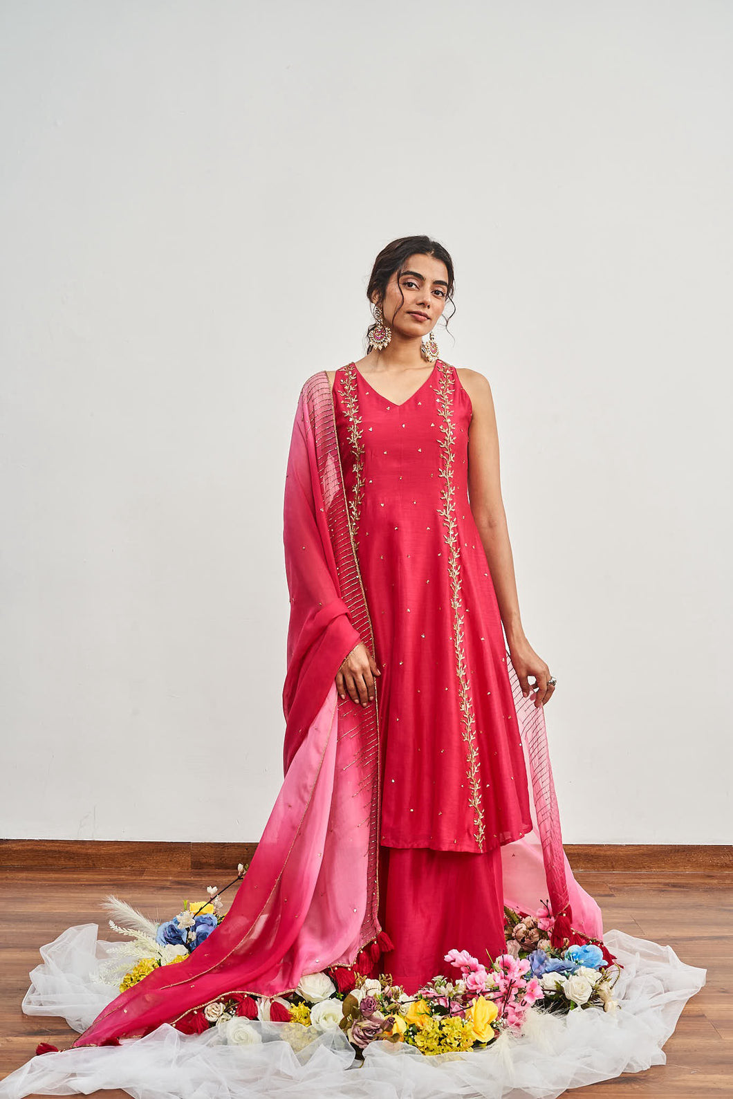 CRIMSON RED KALIDAAR WITH CRIMSON RED X ROSE PINK SHADED DUPATTA