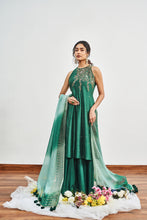 Load image into Gallery viewer, BOTTLE GREEN KALIDAAR WITH BOTTLE GREEN X MINT GREEN SHADED DUPATTA
