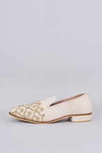 Load image into Gallery viewer, Ivory Mughal Loafers
