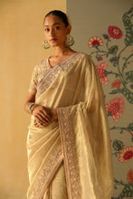 Load image into Gallery viewer, SARAA Saree &amp; Blouse
