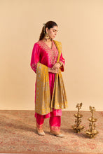 Load image into Gallery viewer, Aynaz - Hotpink Kurta with Salwar
