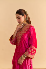 Load image into Gallery viewer, Aynaz - Hotpink Kurta with Salwar
