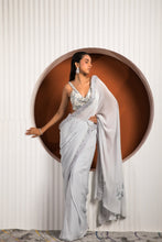 Load image into Gallery viewer, DAISY SAREE
