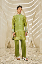 Load image into Gallery viewer, Green Alpine Waistcoat Set
