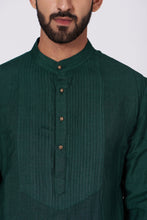 Load image into Gallery viewer, Emerald Green Shoulder buttoned Kurta set
