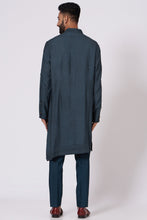 Load image into Gallery viewer, Teal Blue Shoulder buttoned Kurta set
