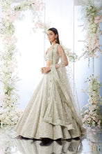 Load image into Gallery viewer, Dusty Lavender Square Jaal Lehenga Set
