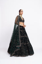 Load image into Gallery viewer, Deep green full tier lehnga set
